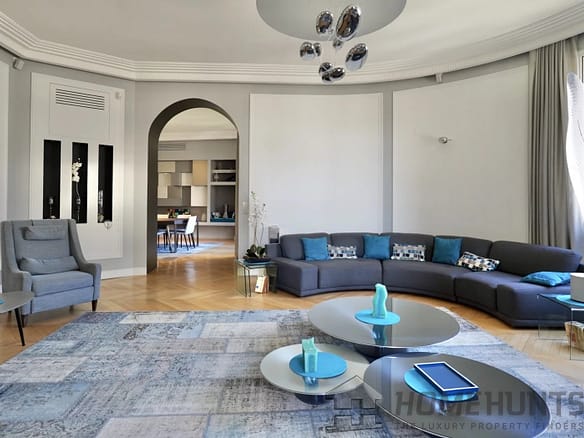 4 Bedroom Apartment in Paris 16th (Trocadéro – Etoile – Passy) 2