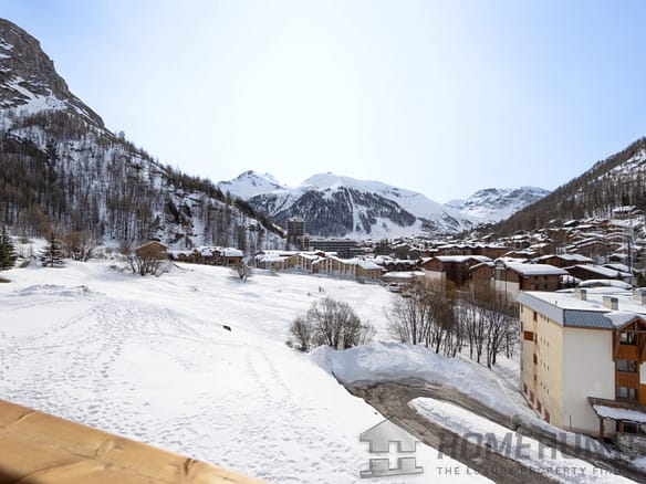 2 Bedroom Apartment in Val D'isere 30