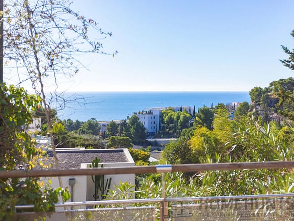 3 Bedroom Villa/House in Marseille 3