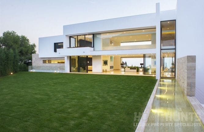 5 Must-See Luxury Properties in Marbella (For Essential Viewing) 6 5 Must-See Luxury Properties in Marbella (For Essential Viewing) 6