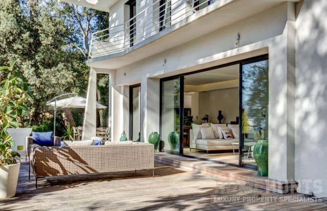 Best Places to Buy a Luxury French Home by the Sea 3 Best Places to Buy a Luxury French Home by the Sea 3