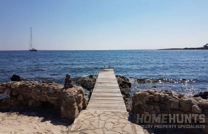 What makes the perfect luxury waterfront property on the French Riviera 7 What makes the perfect luxury waterfront property on the French Riviera 7