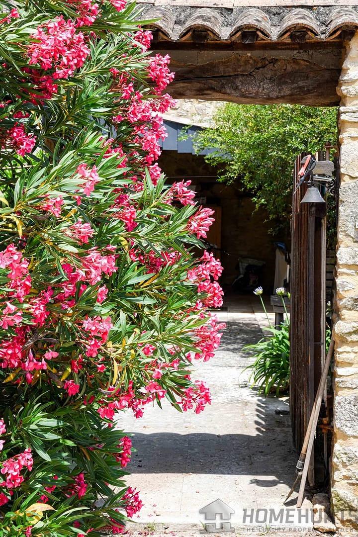 property_HH-15864752-30