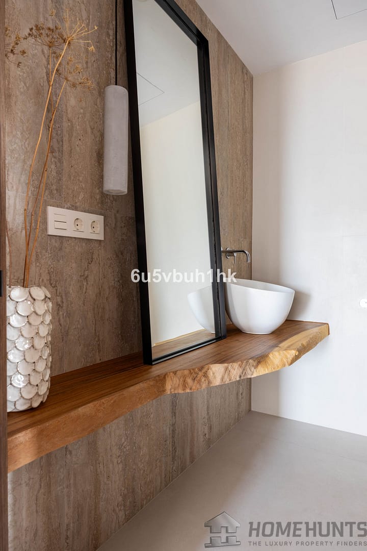 property_HH-15933209-12