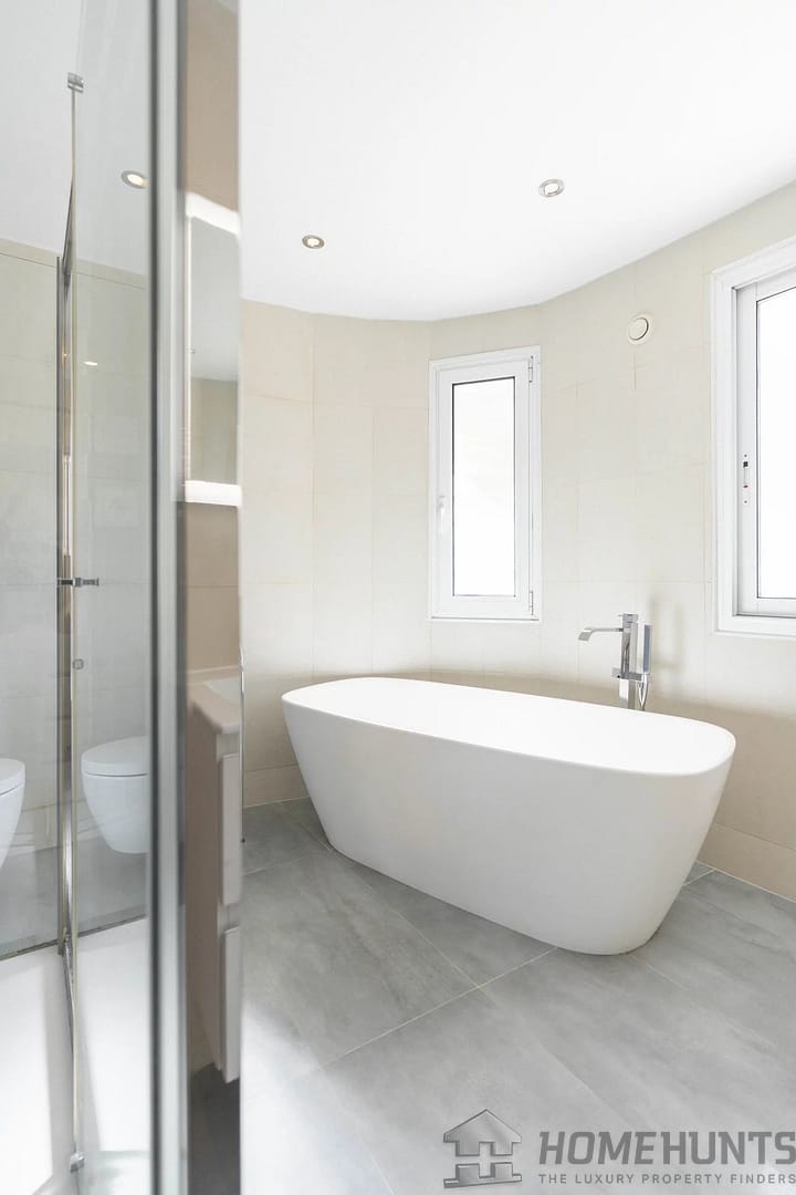 property_HH-15945511-12