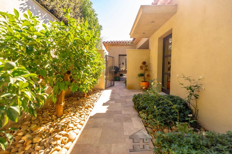 property_HH-15917709-5