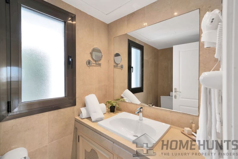 property_HH-15640758-21