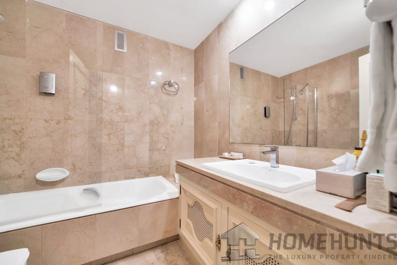 property_HH-15640758-23