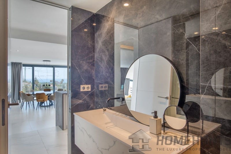 property_HH-15640957-12