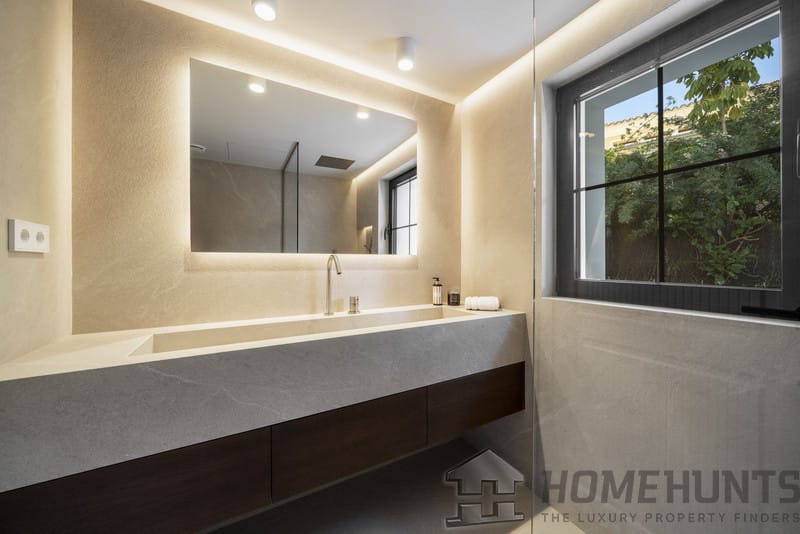 property_HH-15998780-21