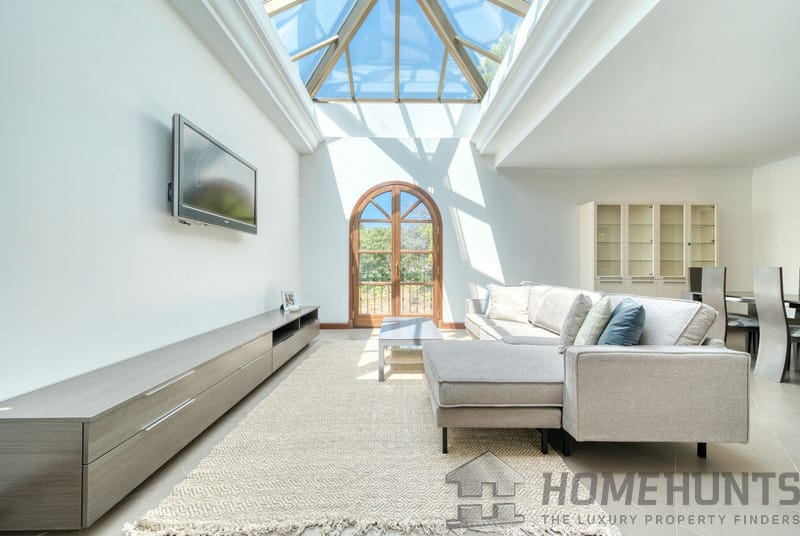 property_HH-15943177-10