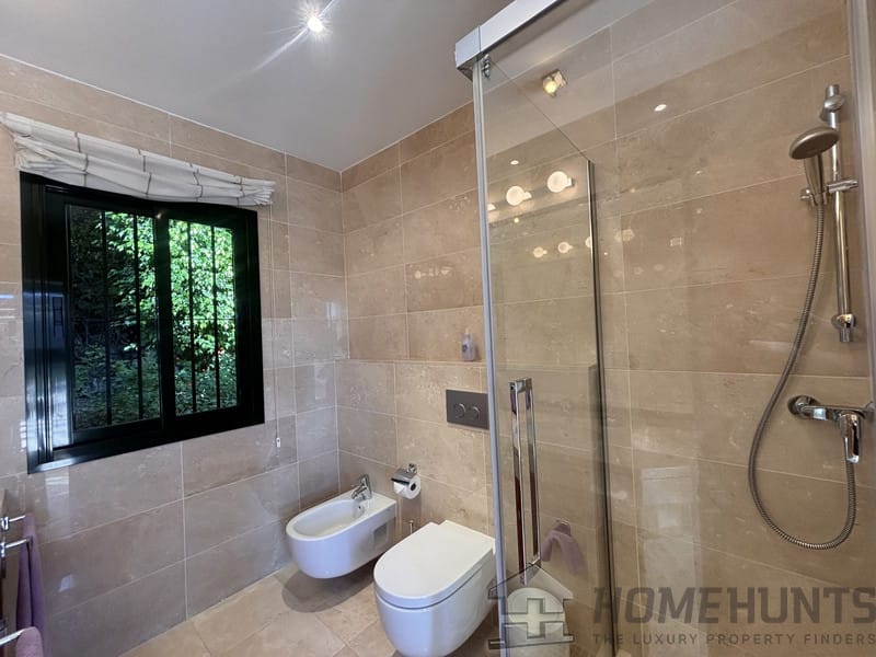 property_HH-15977974-21