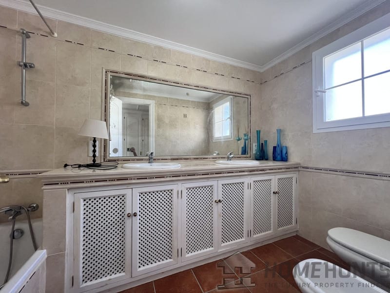 property_HH-15979169-23