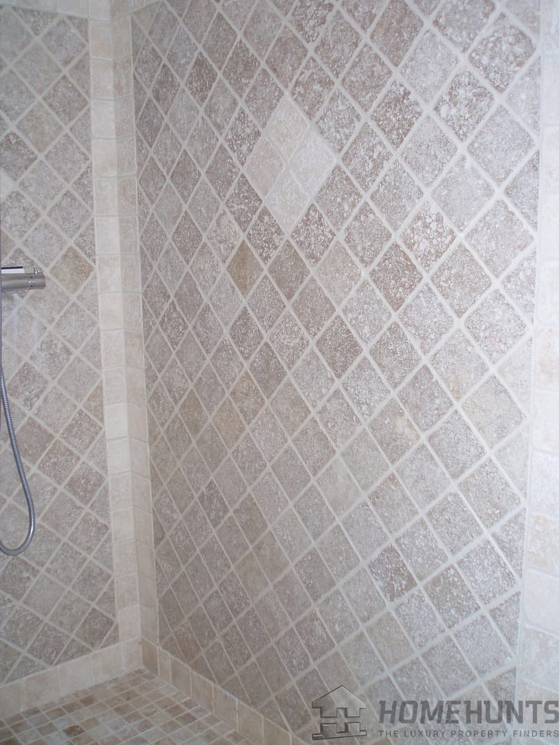 property_HH-13964325-12