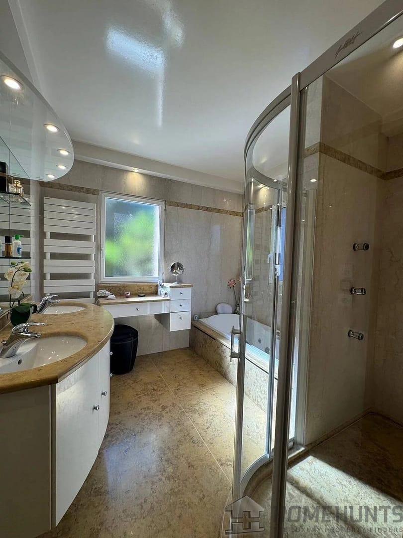 property_HH-15945478-3