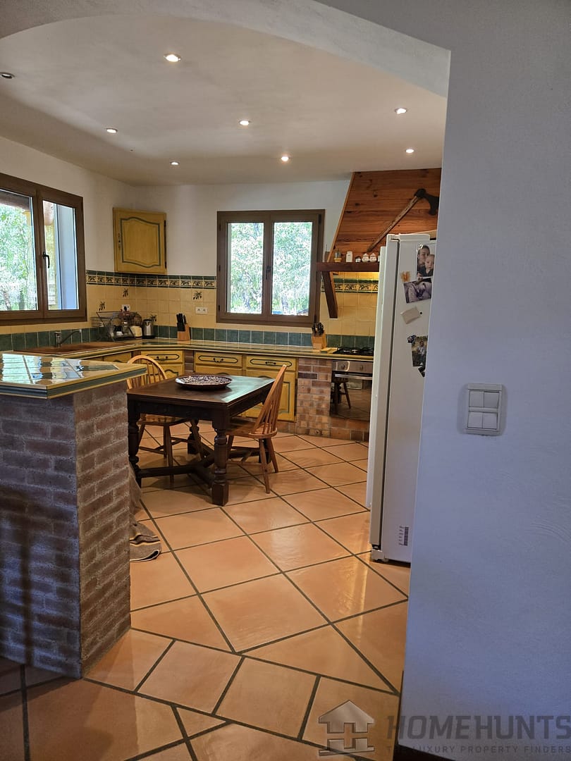 property_HH-15987242-24