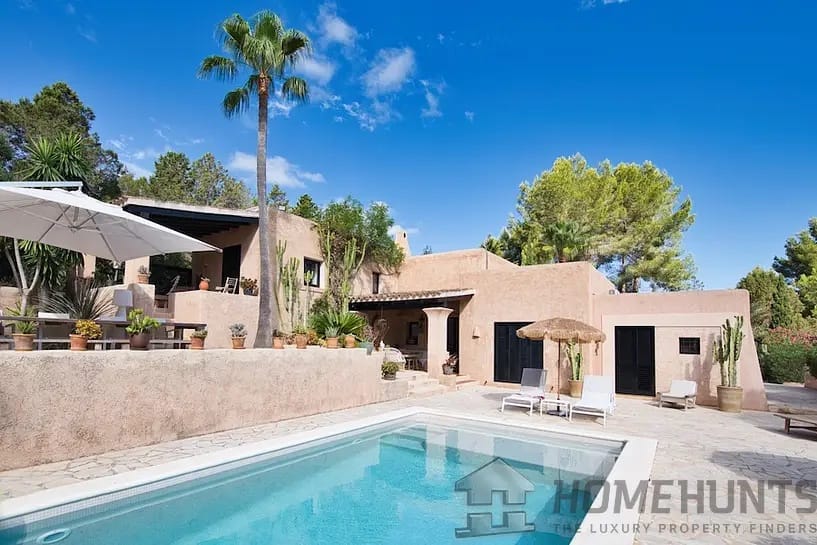 6 Beautiful (Must See) Luxury Villas For Sale in Ibiza 7 Villas For Sale in Ibiza