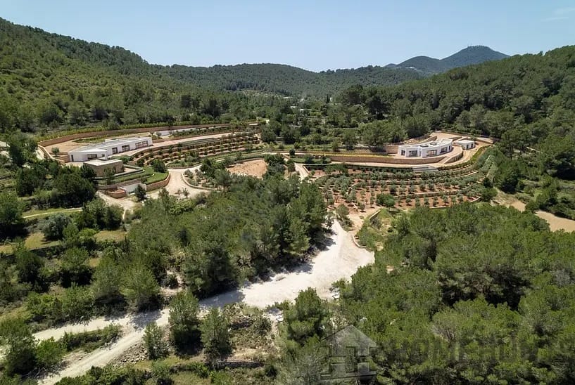 6 Beautiful (Must See) Luxury Villas For Sale in Ibiza 4 Villas For Sale in Ibiza