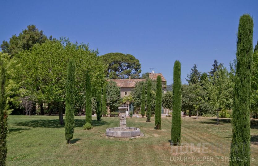 What are the property hotspots of Arles? 2 property hotspots in arles