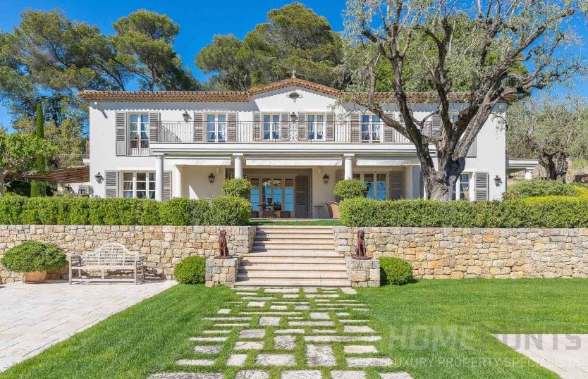 5 Stunning Luxury Properties in Mougins (Fit for a Millionaire) 2 luxury properties in mougins