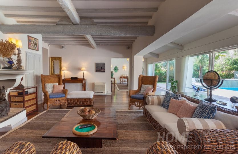 5 of the Best Luxury Places to Live by the Sea in the South of France 5 5 of the Best Luxury Places to Live by the Sea in the South of France 4