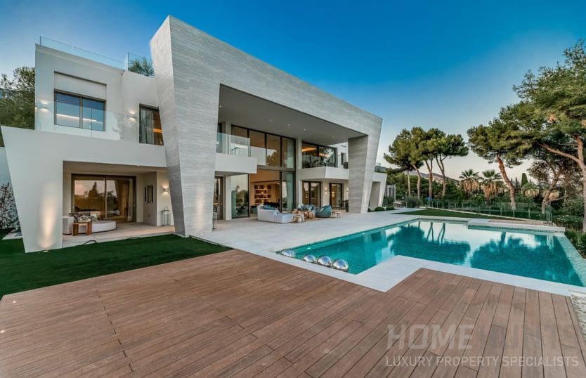 5 of the Most Luxurious Properties on the Costa del Sol 5 Private villa in the Sierra Blanca mountain range