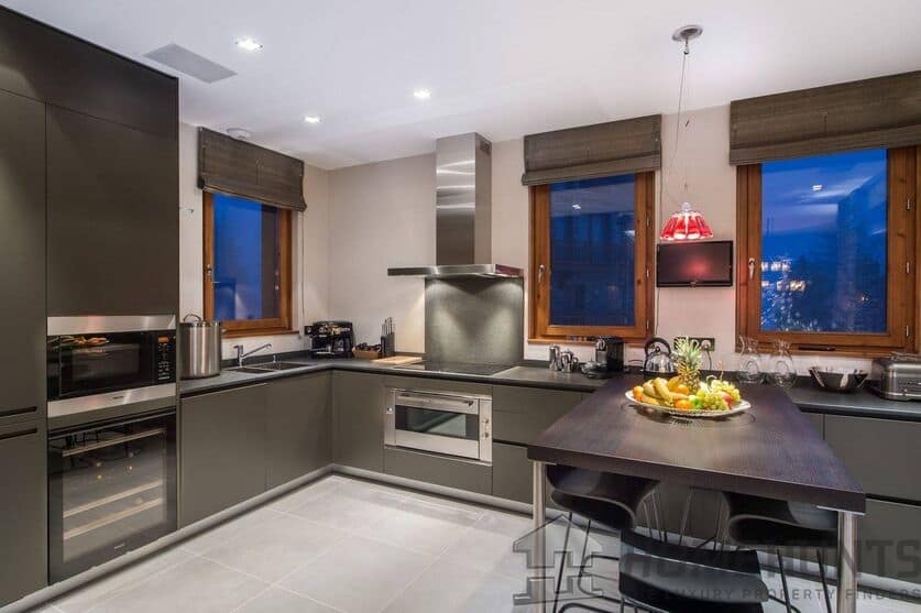 property_HH-15984915-16