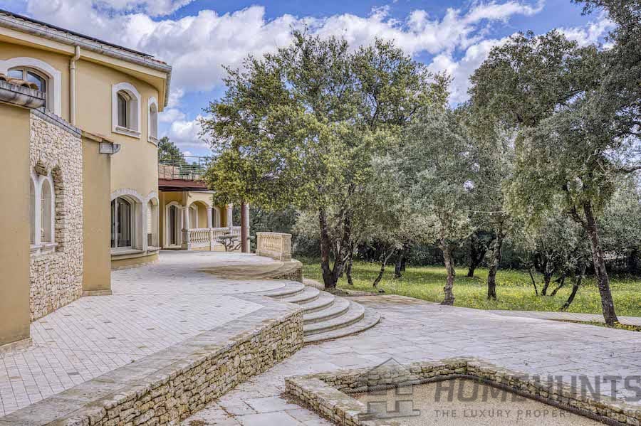 property_HH-15977632-10