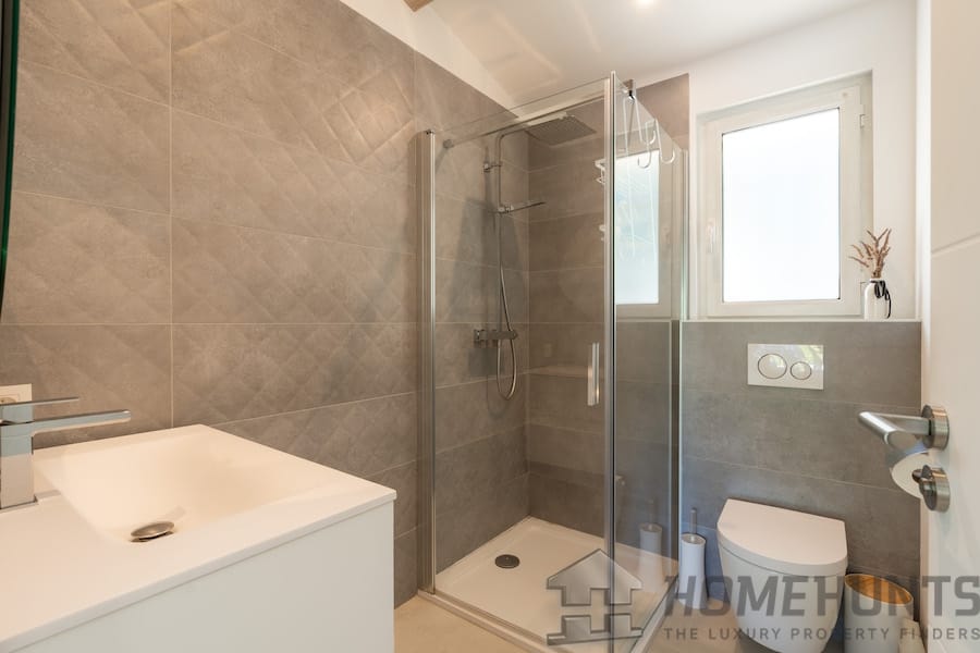 property_HH-15872845-24