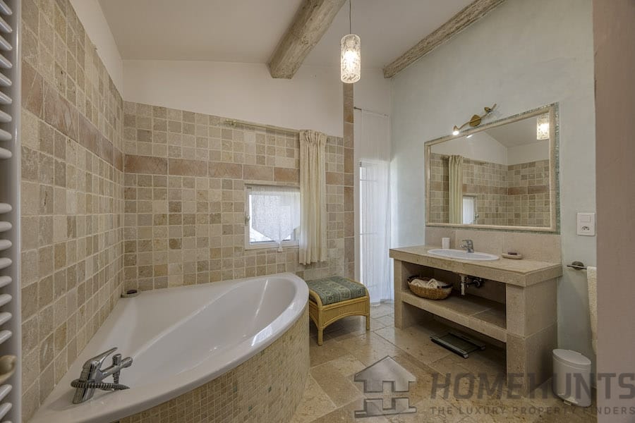 property_HH-15866280-27