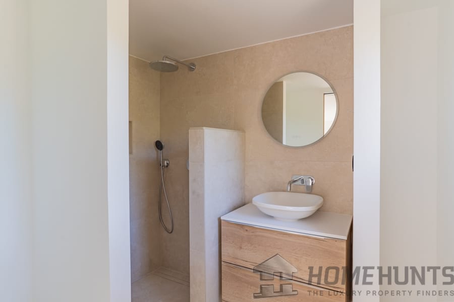 property_HH-15957004-16