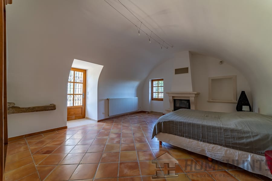 property_HH-15969236-24