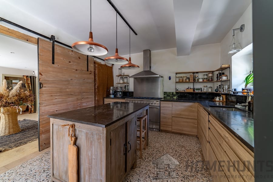 property_HH-15969387-16