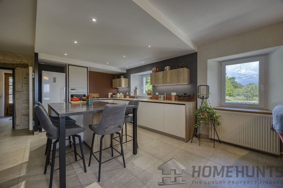 property_HH-15974481-28