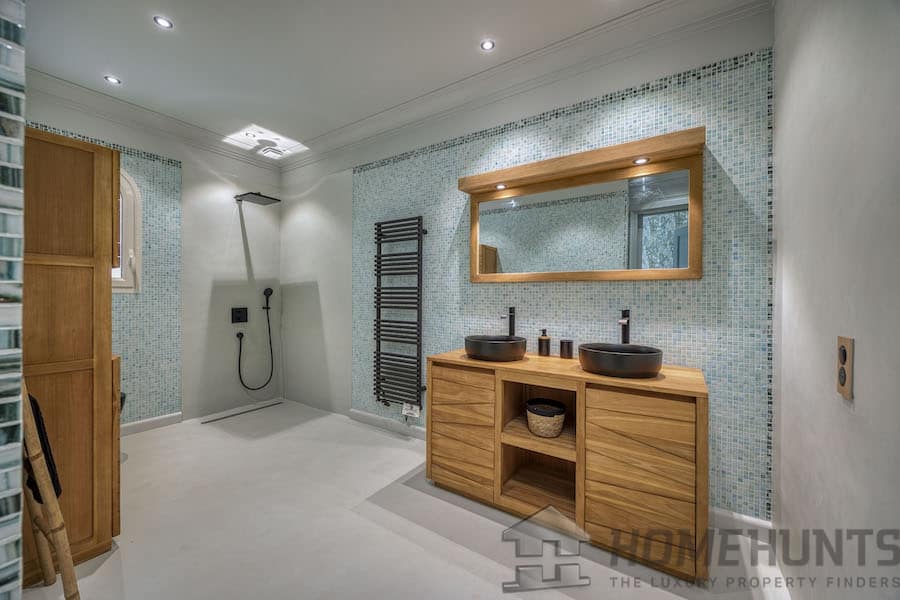 property_HH-15977632-26