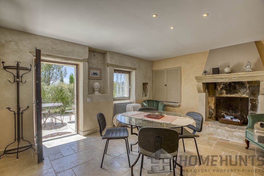 property_HH-15979723-24