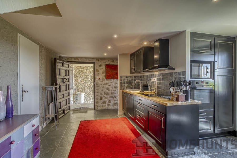 property_HH-15979723-28