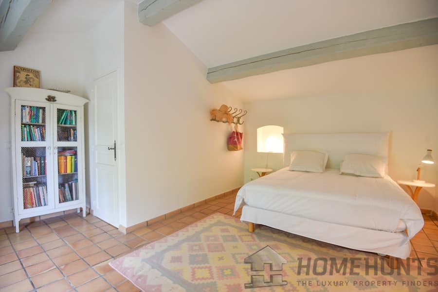 property_HH-15586732-24