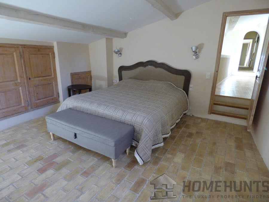 property_HH-14026319-21