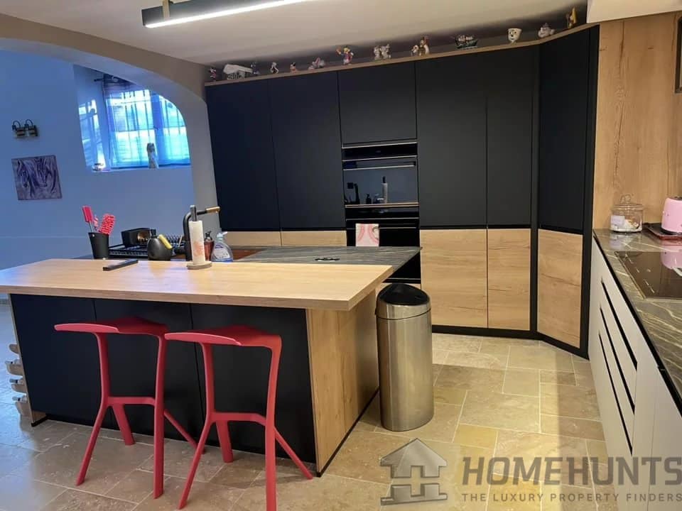 property_HH-15393082-7