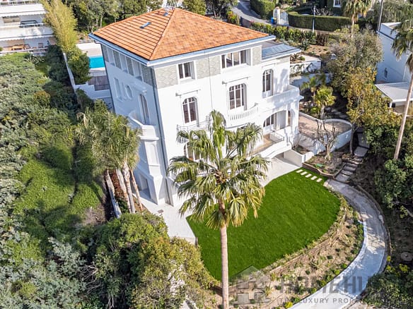 5 Bedroom Villa/House in Cannes 22