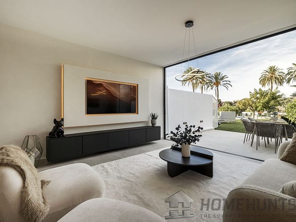 4 Bedroom Villa/House in Nueva Andalucía 16