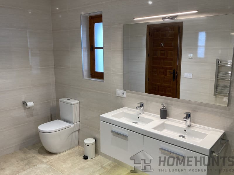 property_HH-15998778-30