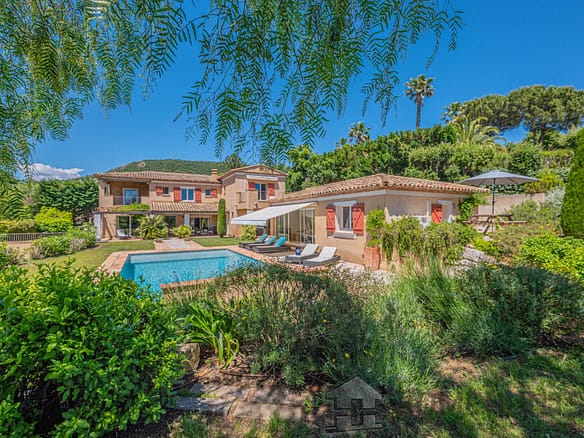 5 Bedroom Villa/House in Grimaud 2