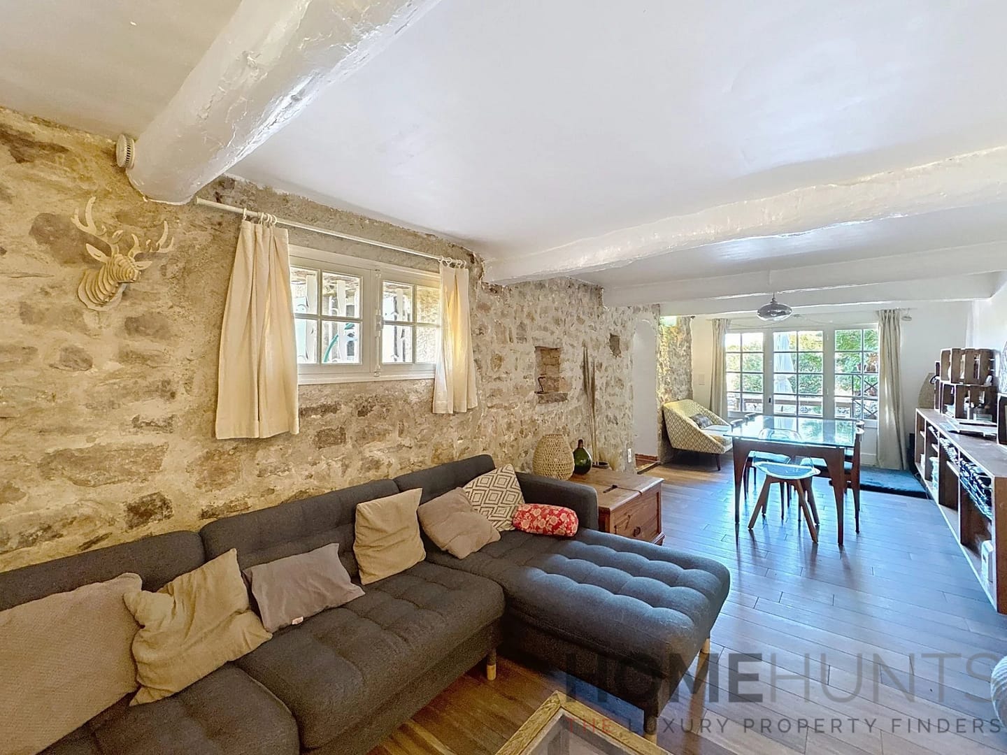 property_HH-15945301-12