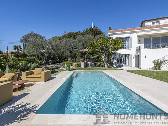 4 Bedroom Villa/House in Mougins 10