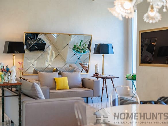 2 Bedroom Apartment in Menton 12