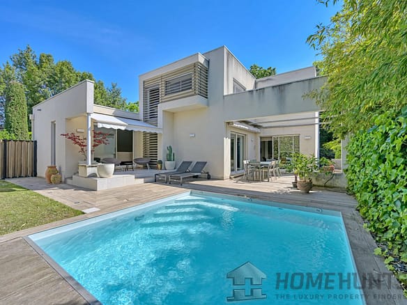 3 Bedroom Villa/House in Arles 26