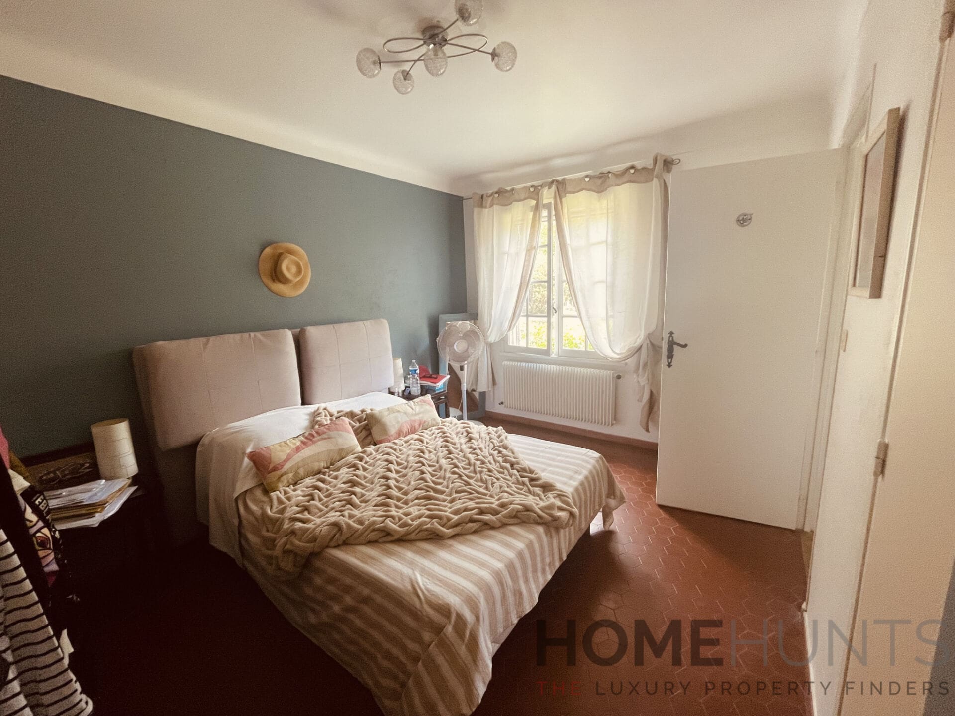 Villa/House For Sale in Le Lavandou HH15013376