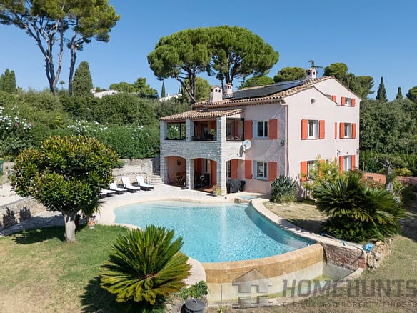 6 Bedroom Villa/House in Antibes 3